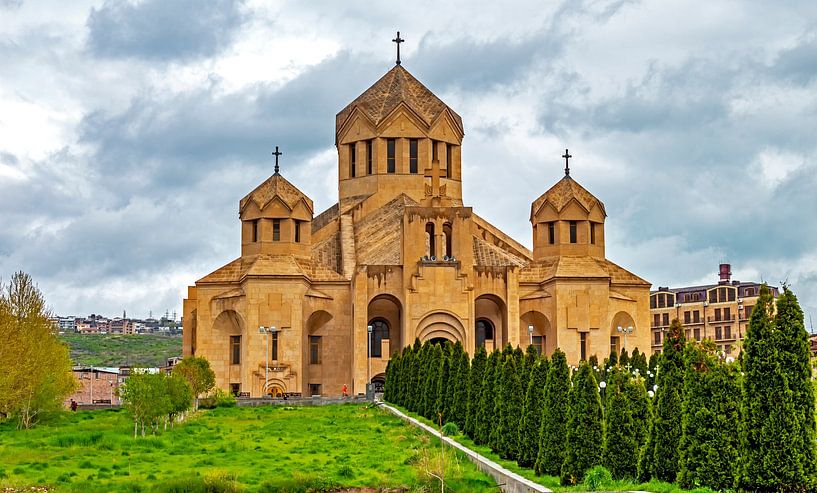 Kathedrale des Heiligen Gregor des Erleuchters in Eriwan von Mikhail Pogosov