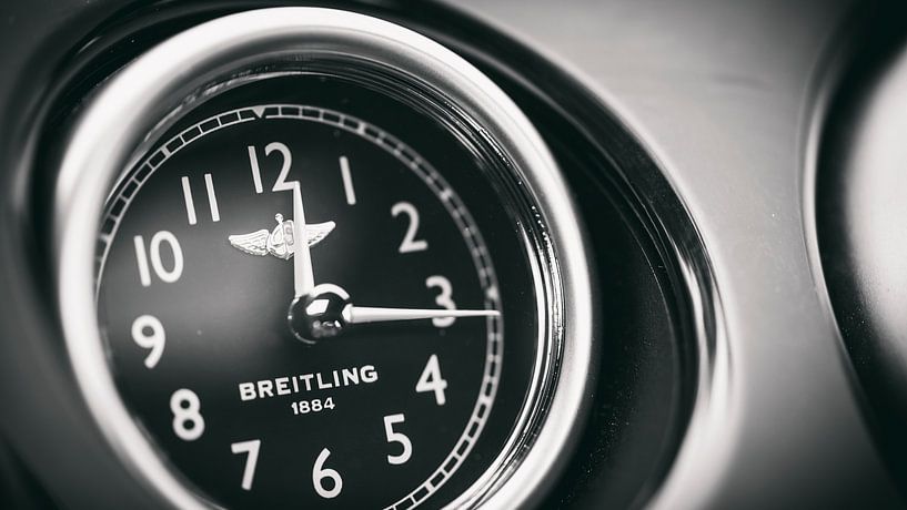 Breitling Bentley klok zwart wit par Ansho Bijlmakers