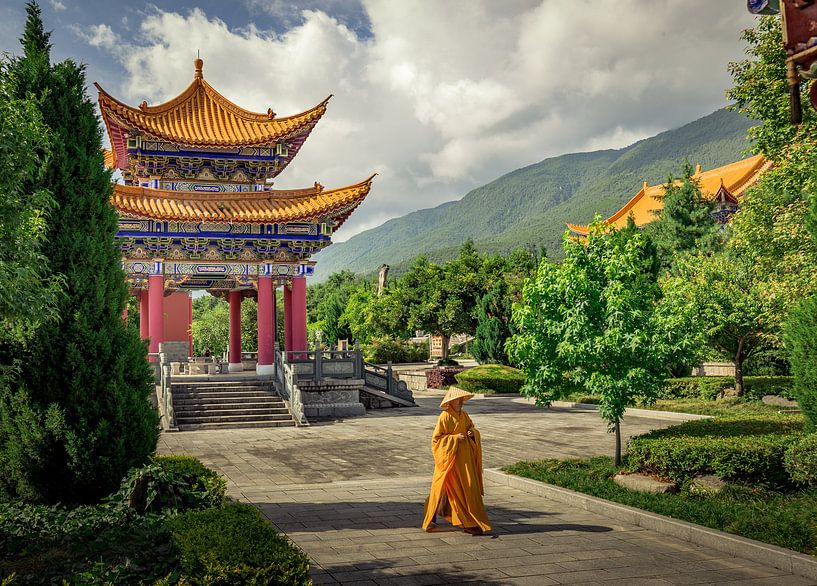 Un temple coloré à Dali (Chine). par Claudio Duarte