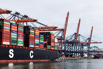 Containerschip Rotterdam by Irene Hoekstra