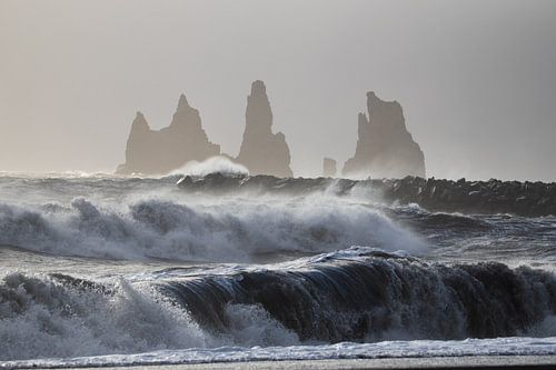 Raging sea near Vik i Myrdal in southern Iceland