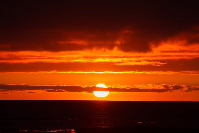 Zonsondergang op IJsland van Menno Schaefer