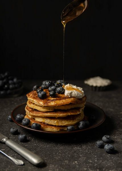 American pancakes with blueberries by Blackbird PhotoGrafie