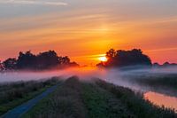 Zonsopgang kanaal Borger in Drenthe