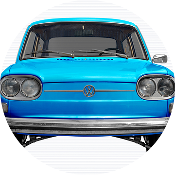 VW 411 in lichtblauw van aRi F. Huber