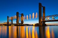 Spijkenisserbrug in beweging te Spijkenisse van Anton de Zeeuw thumbnail