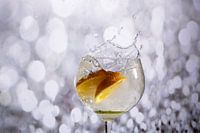 Orange in Wasser