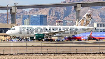 Frontier Airlines Airbus A319-100. van Jaap van den Berg