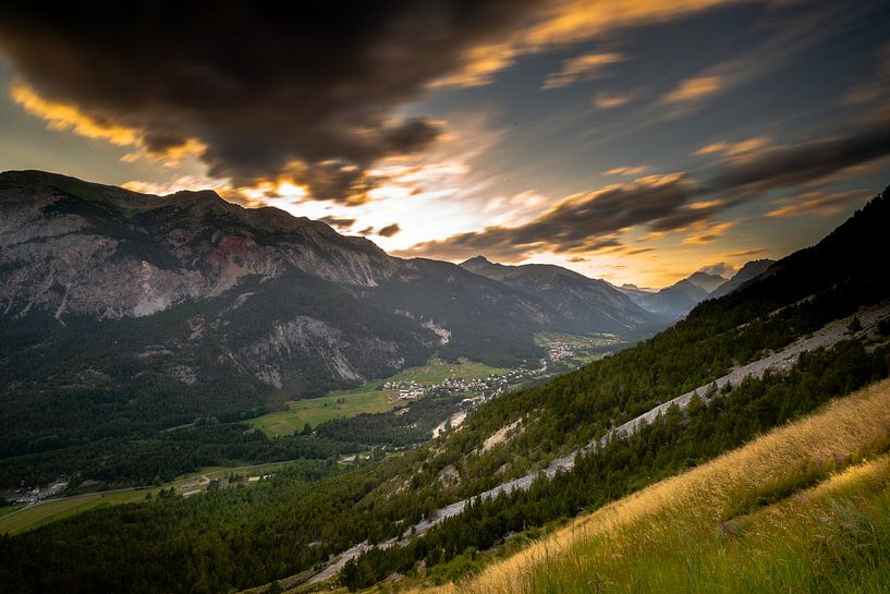 Französische Alpen bei Sonnenuntergang von Damien Franscoise