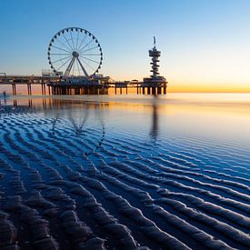 Pier von Scheveningen im Sonnenuntergang von Sander Hupkes