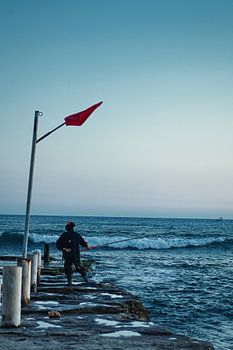 Authentique pêcheur turc sur la côte d'Alanya