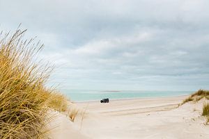 Terschelling beach riding dunes sea beach with the land rover defender to pole 3 by Terschelling in beeld