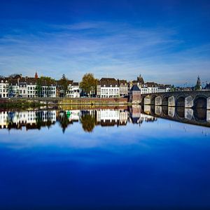 Maastricht in blauen Reflexen von Teun Ruijters