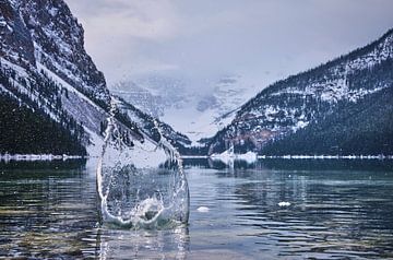 Lake Louise-Splash von Graham Forrester