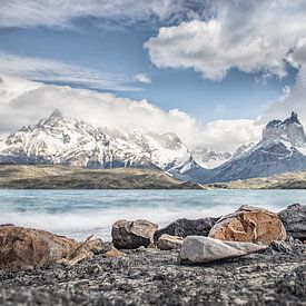 Lago Pehoe, Torres del Paine, Chile von Ron van der Stappen