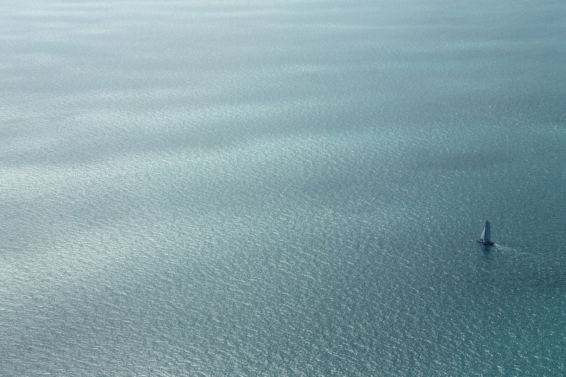 Alone at sea by ByMadelon