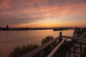 Coucher de soleil à Mayence sur le Rhin