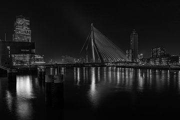 Rotterdam by night van Jack's Eye