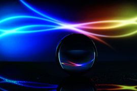 Reflets colorés avec ampoule en verre sur Herman Peters