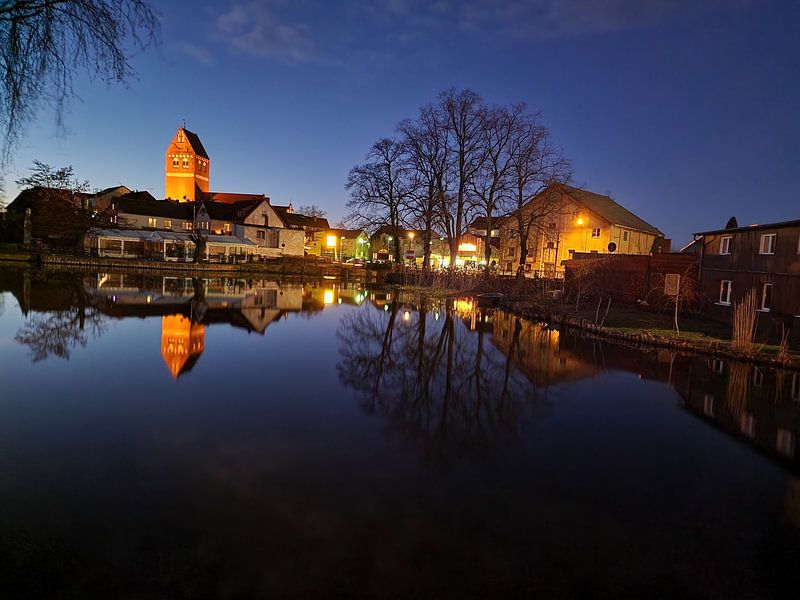 Nightography - Canal at the city by photographcameo