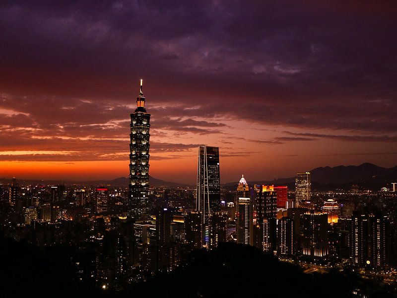 Taipei by Hello Pompoyo
