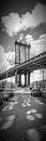 NEW YORK CITY Manhattan Bridge | Panorama verticale  van Melanie Viola thumbnail