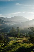 Mistige heuvels in Guatemala