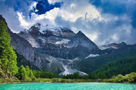 Pearl lake by Bart Nikkels