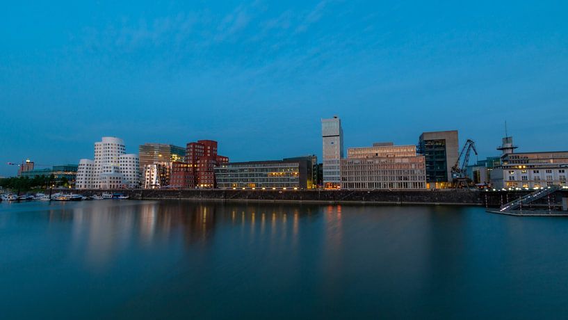Une vue sur le Medienhafen, Düsseldorf par Martijn