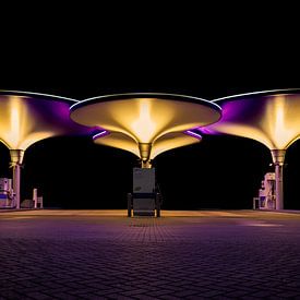 Futuristisch Tankstation NXT Alkmaar van Photo Henk van Dijk