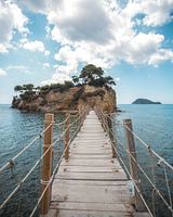 Bridge to Cameo Island.