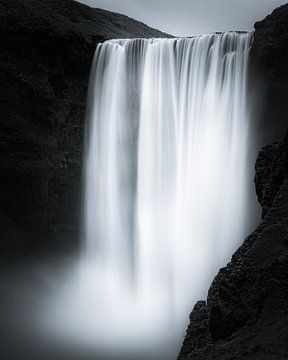 The Skógafoss in black and white by Henk Meijer Photography