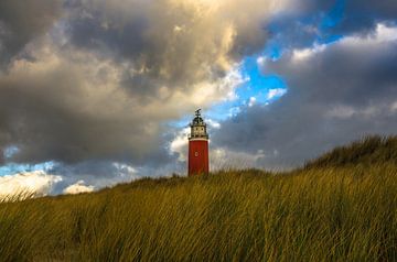 Eierland Vuurtoren achter de Texelse duinen