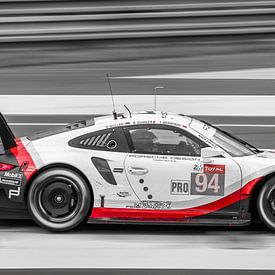 Schwarz / Weiß / Roter Porsche Le Mans von Richard Kortland