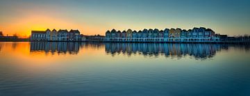 Regenbooghuizen in Houten van Jeffrey Van Zandbeek