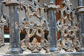 IJzer hekwerk by Yvonne de Waal Malefijt