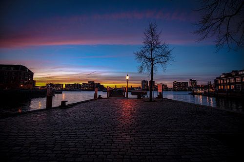 Sonnenuntergang auf der Merwede in Dordrecht von Hans Oskam