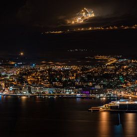 Akureyri at night sur Andreas Jansen