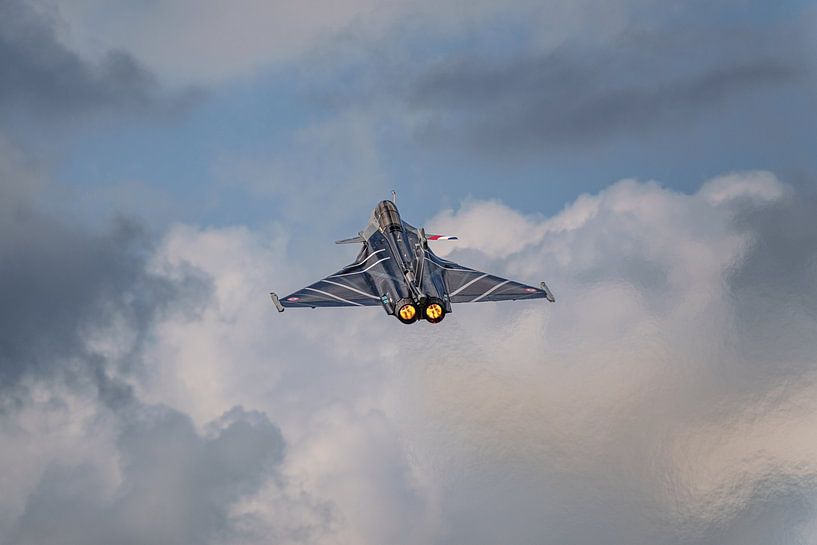 Rafale Solo Display Team 2022 in action in Denmark. by Jaap van den Berg