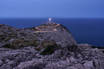 Cap Formentor bij nacht - Prachtig Mallorca van Rolf Schnepp