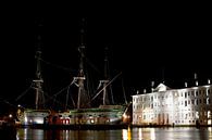VOC ship "Amsterdam" and Maritime Museum by night by Wim Stolwerk thumbnail