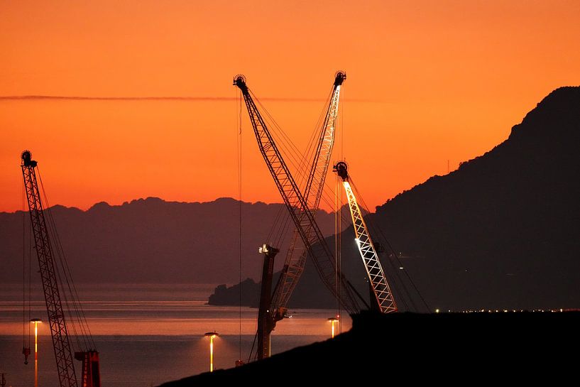 Coucher de soleil sur le port de Salerne (Italie) par Martijn Jebbink Photography