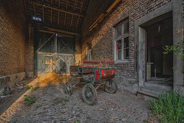 verlaten boerderij van Ivana Luijten