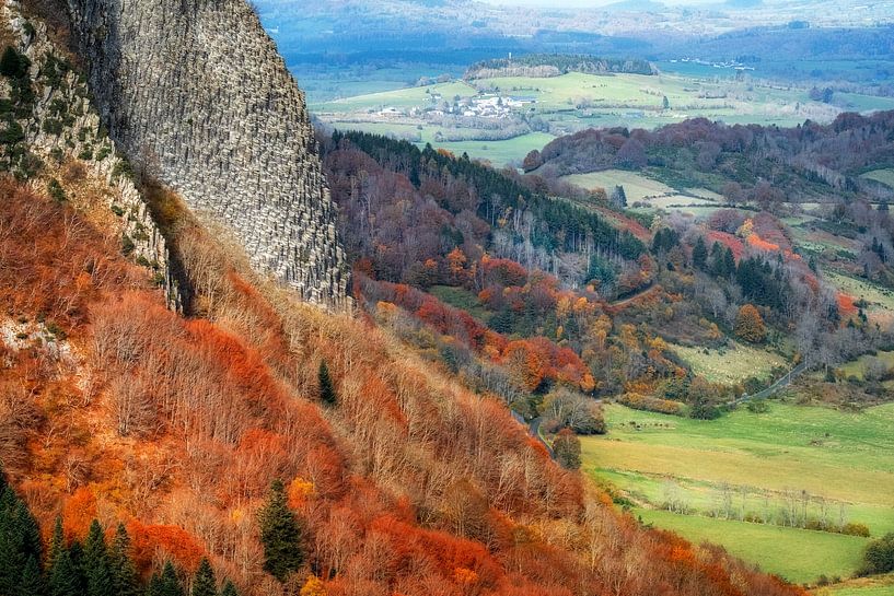 Herfstkleuren Auvergne 11 van Ruud Peters