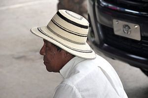 Chapeau de Panama au Panama sur Karel Frielink