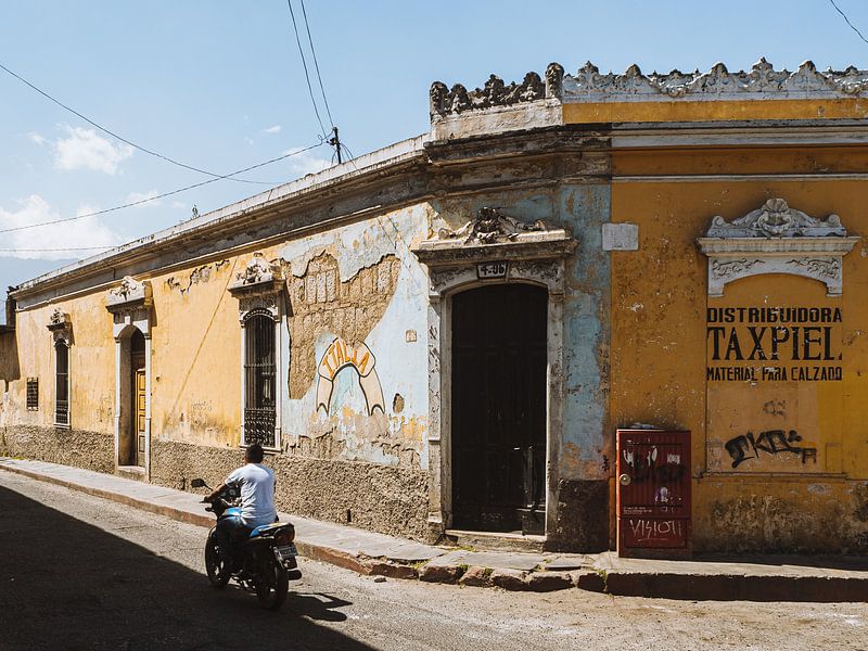 Street scene (street corner) in Quetzaltenango (Xela), Guatemala by Michiel Dros