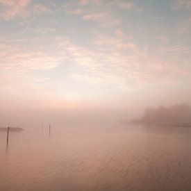 Nebliger See von RWNL Fotografie