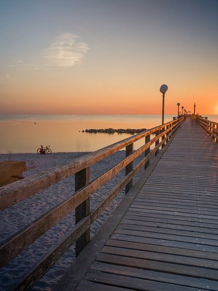Baltic Sea - Wustrow / Darß pier by t.ART