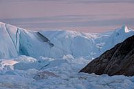 Mitternachtssonne in Grönland von Ralph Rozema Miniaturansicht