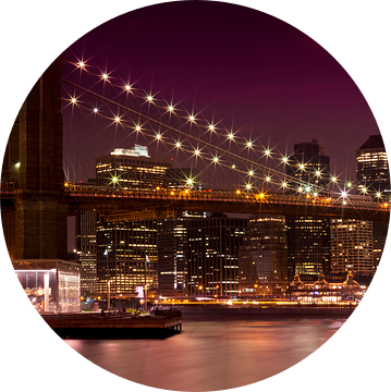 MANHATTAN Brooklyn Bridge bij nacht van Melanie Viola